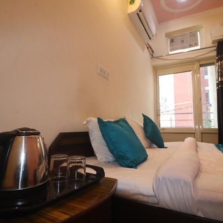 Triple One Hotel Tapovan Rishikesh,Near Laxman Jhula Bagian luar foto