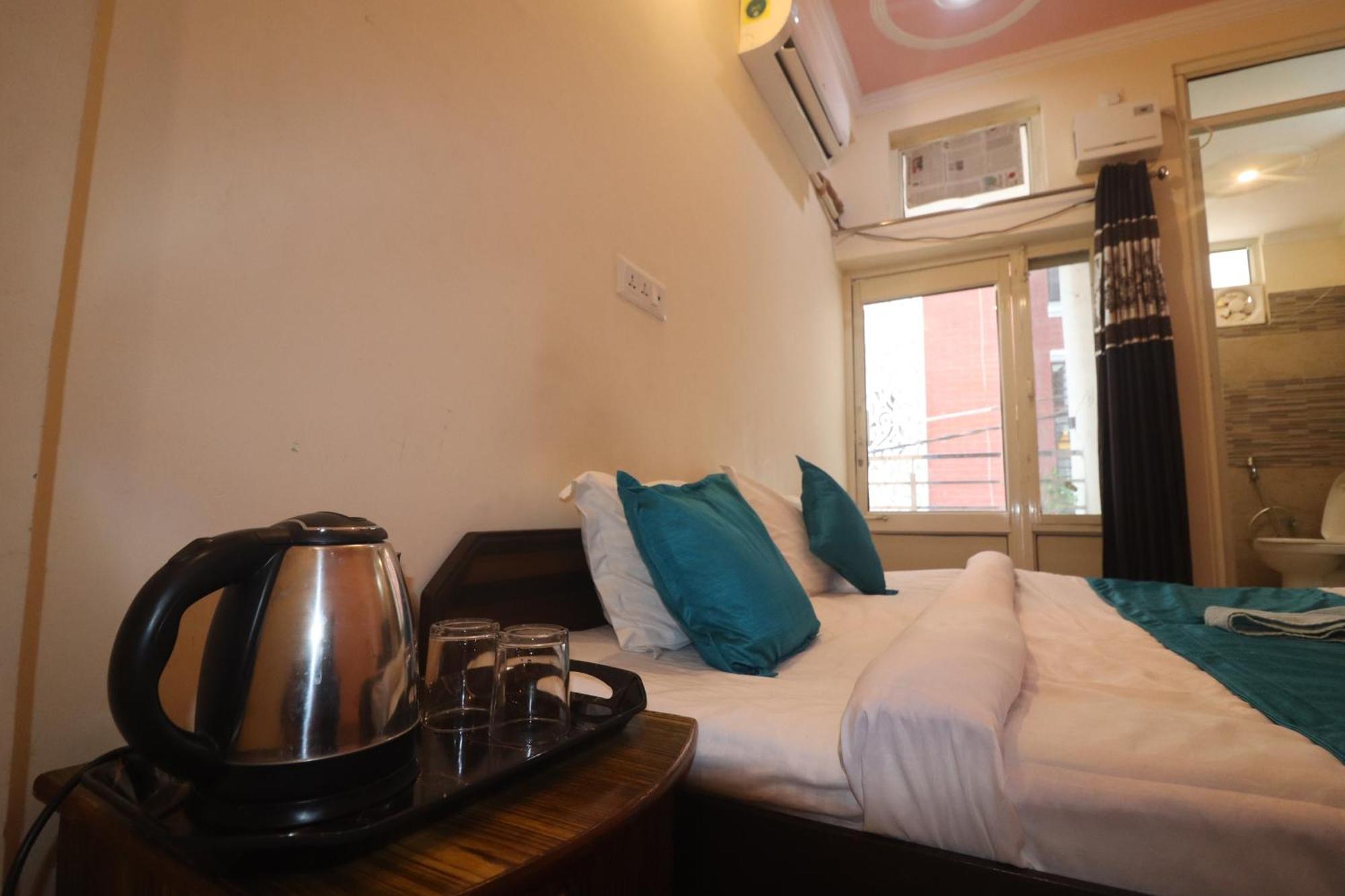 Triple One Hotel Tapovan Rishikesh,Near Laxman Jhula Bagian luar foto