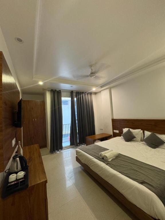 Triple One Hotel Tapovan Rishikesh,Near Laxman Jhula Bagian luar foto
